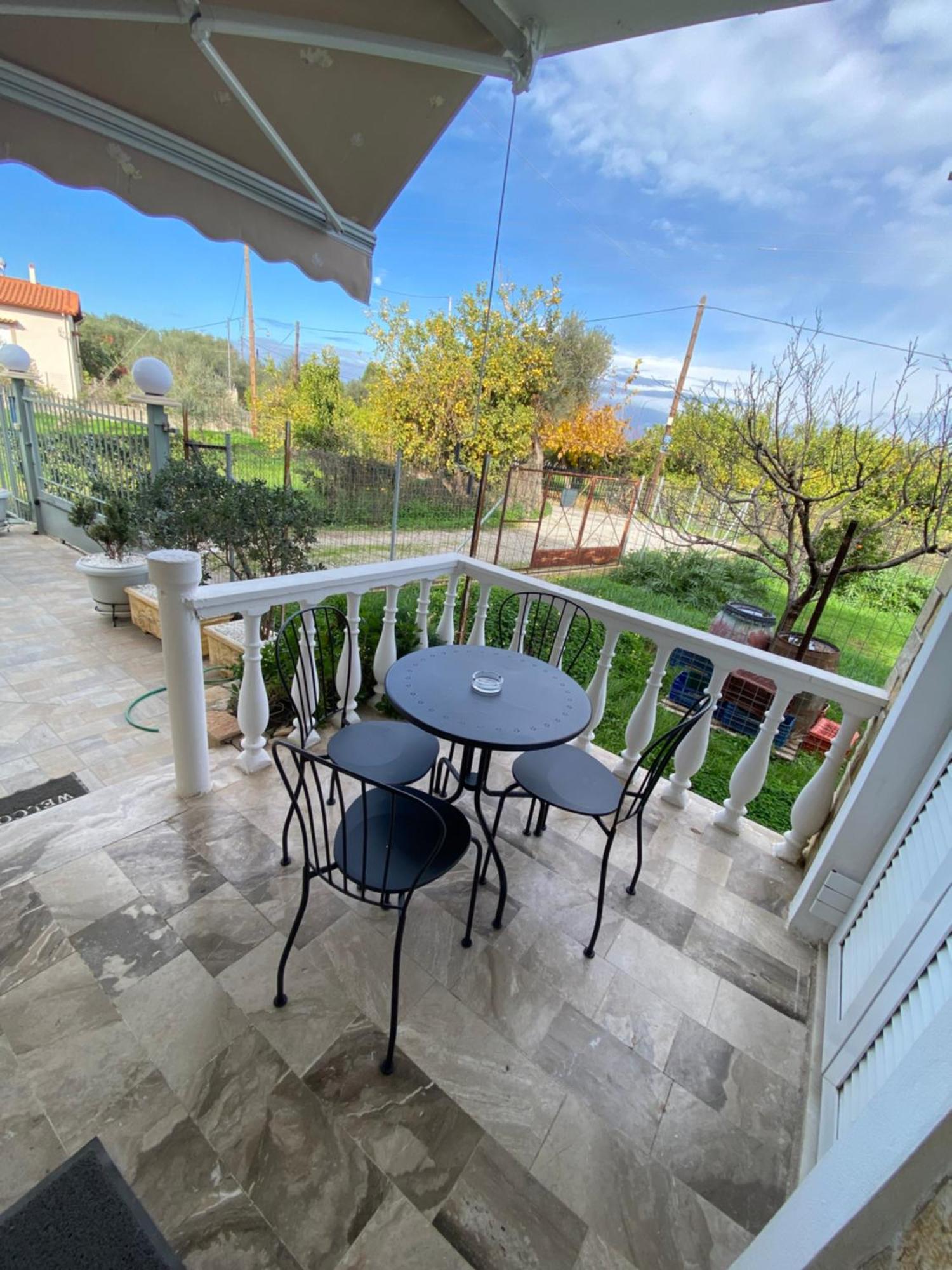 Spyros Apartment Диакопто Екстериор снимка