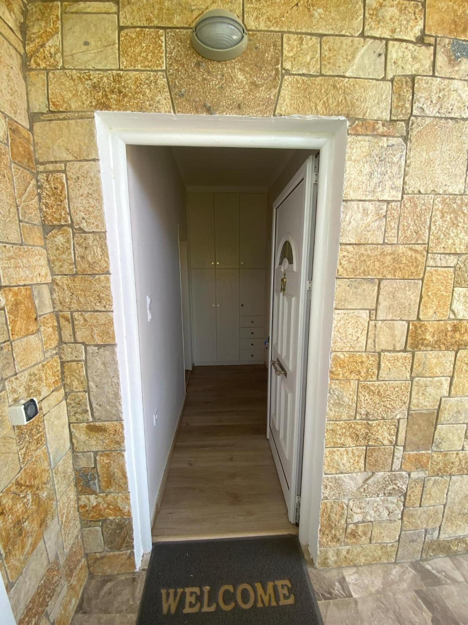 Spyros Apartment Диакопто Екстериор снимка